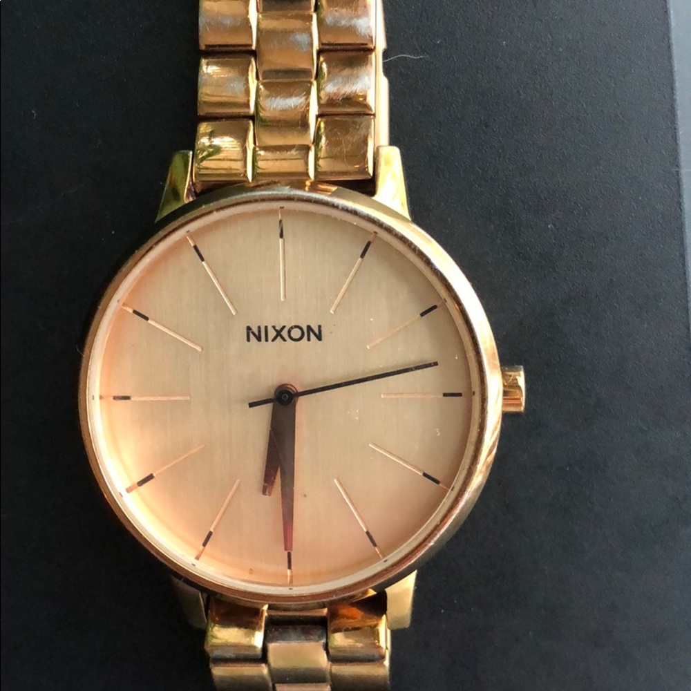 Nixon rose gold watch